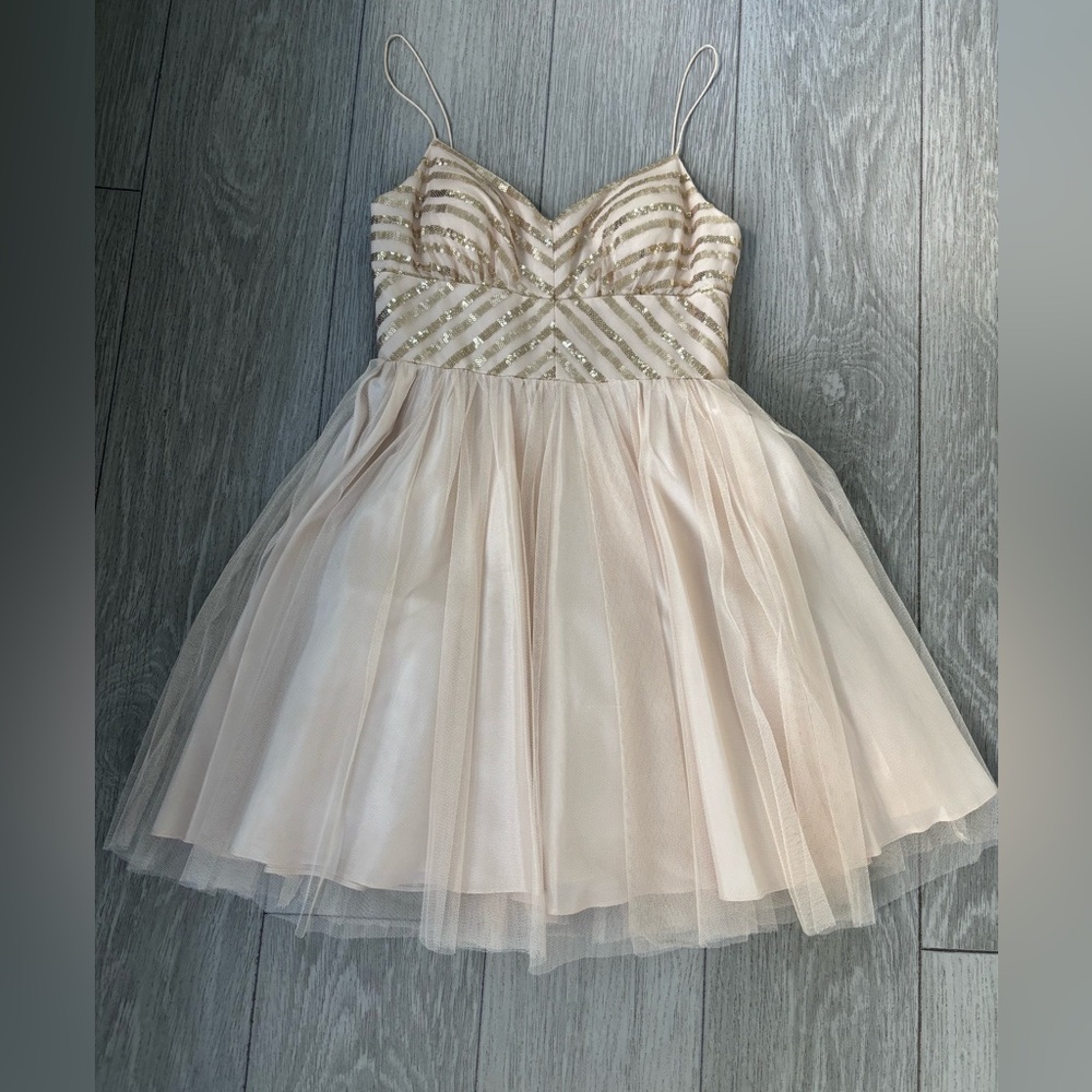 Aqua Dresses - champagne sequin with sweetheart neckline. EUC.